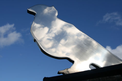 Monday’s Monument: Sheffield England Peace Doves