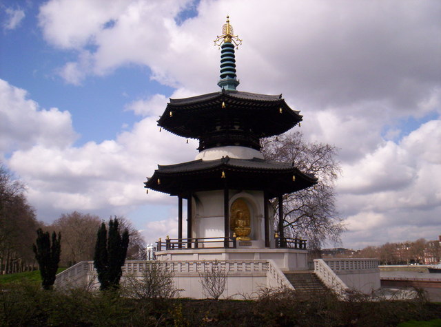 Monday’s Monument: Peace Pagoda, Battersea Park, London, England