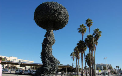 Monday’s Monument: Chain Reaction, Santa Monica, California