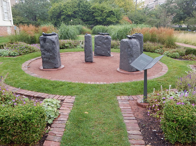Monday’s Monument: Helping Hands Jane Addams Memorial, Chicago, Illinois