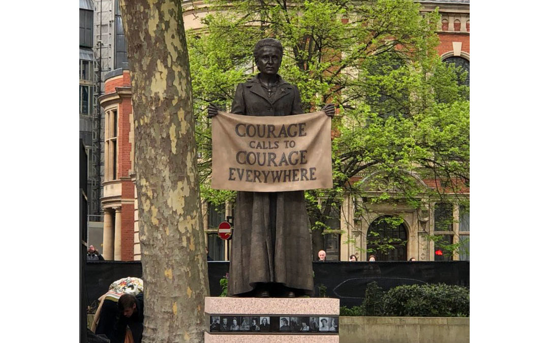 Today’s Monument: Courage Calls to Courage, London, England